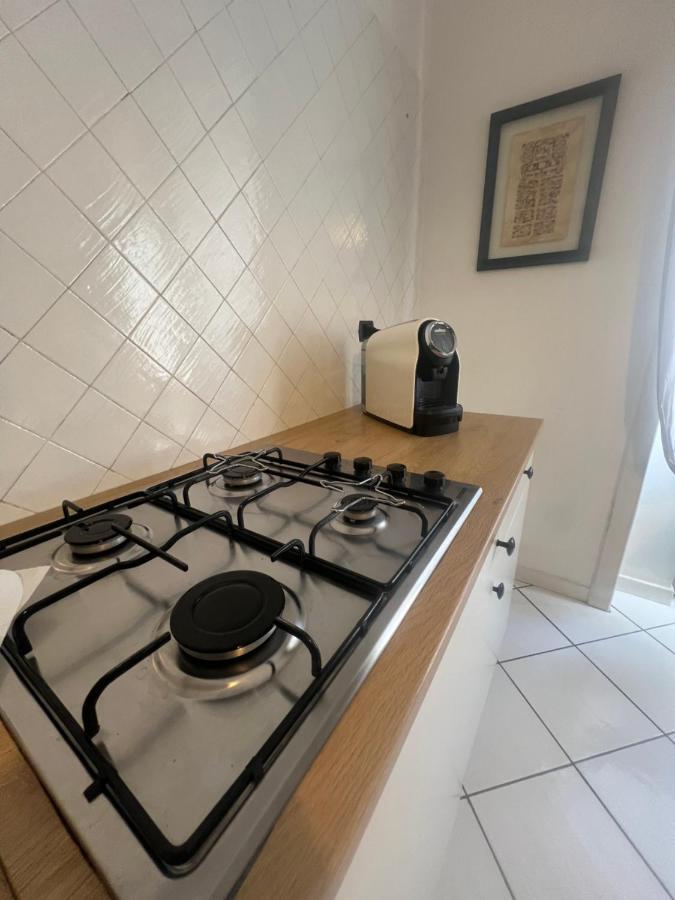 Suite 84 Holiday Home Салерно Екстериор снимка