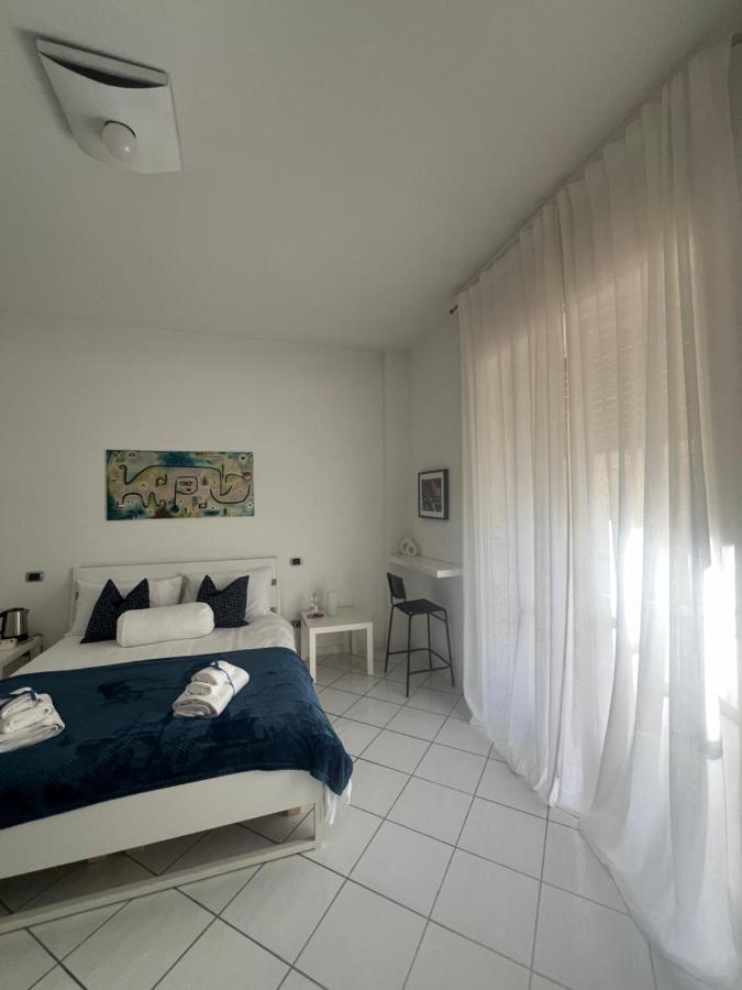 Suite 84 Holiday Home Салерно Екстериор снимка
