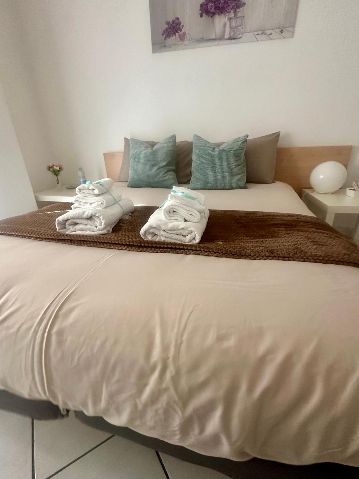 Suite 84 Holiday Home Салерно Екстериор снимка