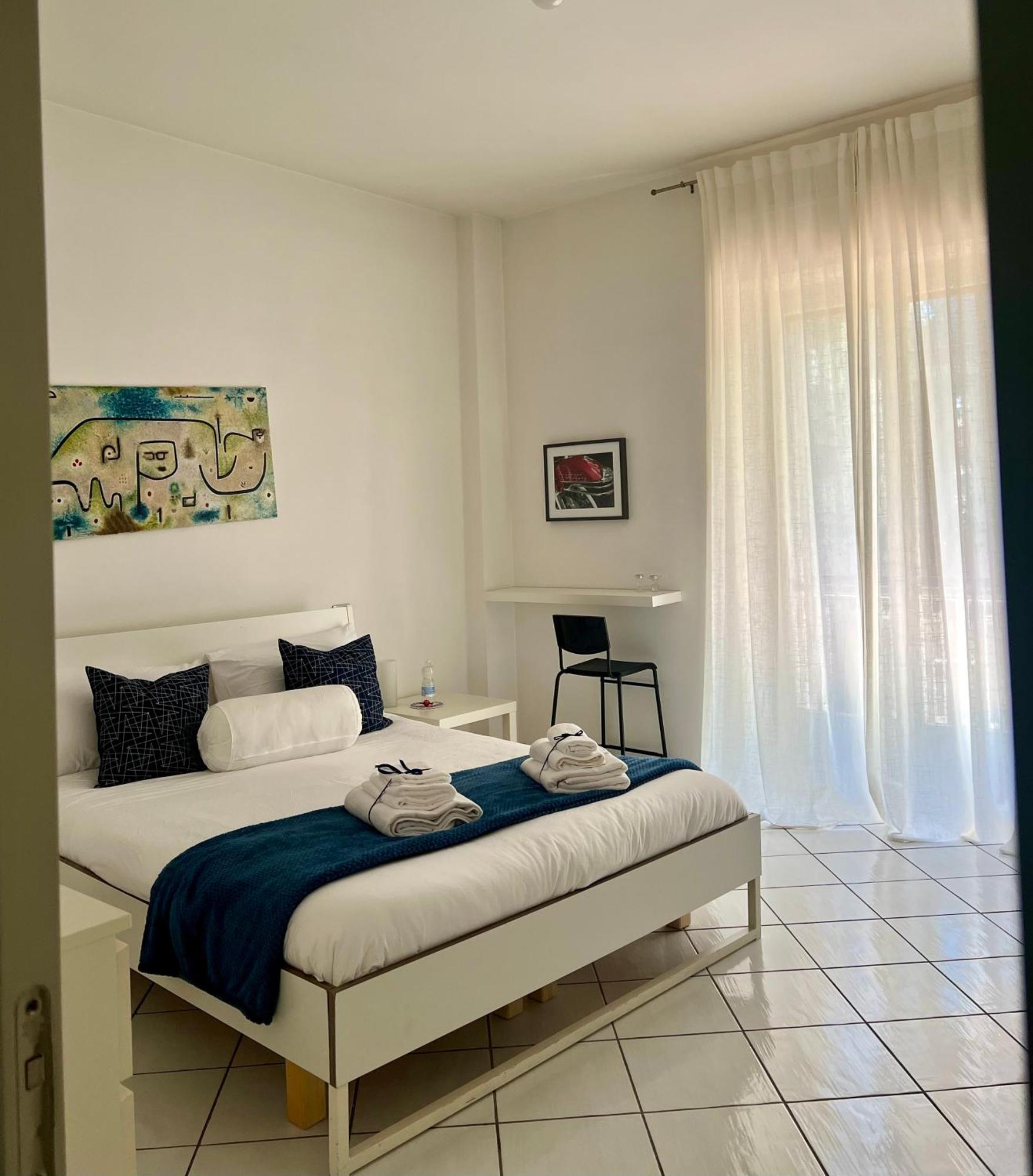 Suite 84 Holiday Home Салерно Екстериор снимка